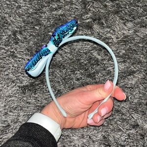 Girls sequined headband

**free with any purchase**